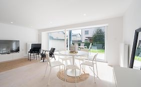 Black & White Apartments Rozna Dolina